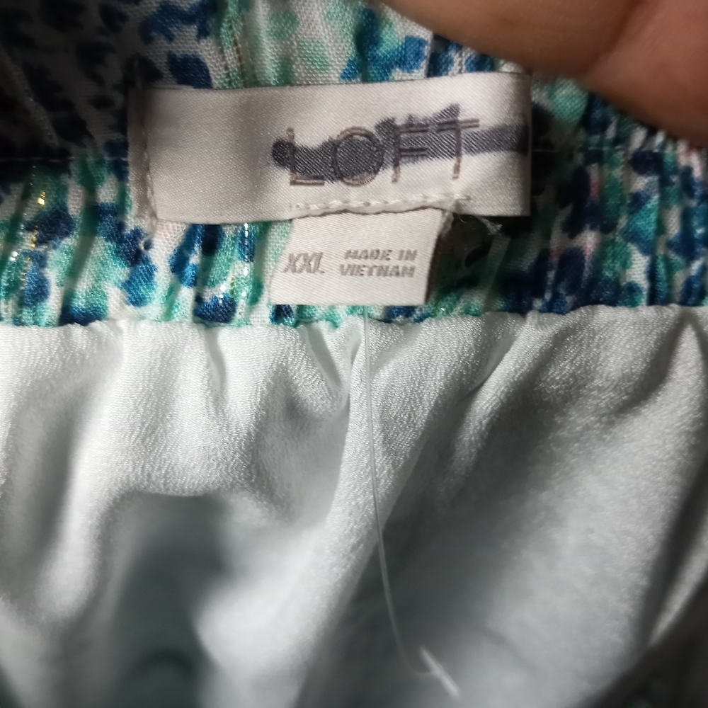 Loft Micro Floral Pull on Skirt - Picture 4 of 6